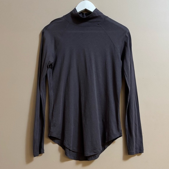Lululemon Sz 6 Locarno Turtleneck In Dark Carbon Pima Cotton EUC - Picture 4 of 8